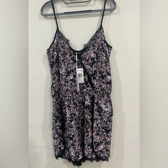 Buffalo David Bitton  floral lace romper size L - Picture 2 of 8